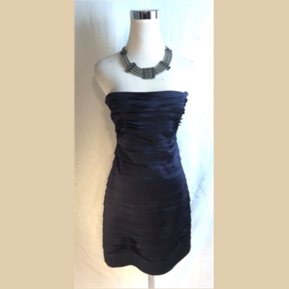 BCBGMaxAzria Dresses & Skirts - Bcbg Macazria Black Tiered Body Con New Dress 6